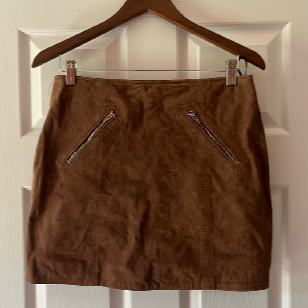 Blank nyc suede brown mini skirt size 28